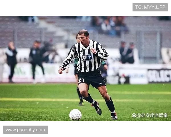 齐达内98世界杯精彩瞬间集锦:不可错过的传奇时刻与震撼表现 齐达内98世界杯精彩瞬间集锦:不可错过的传奇时刻与震撼表现